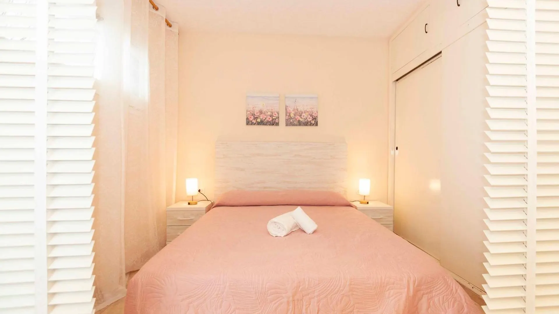 Apartment 1223 Gran Canal 200 M Playa - Apivend Immo Roses